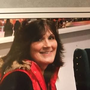 Meet your Posher, Debbie